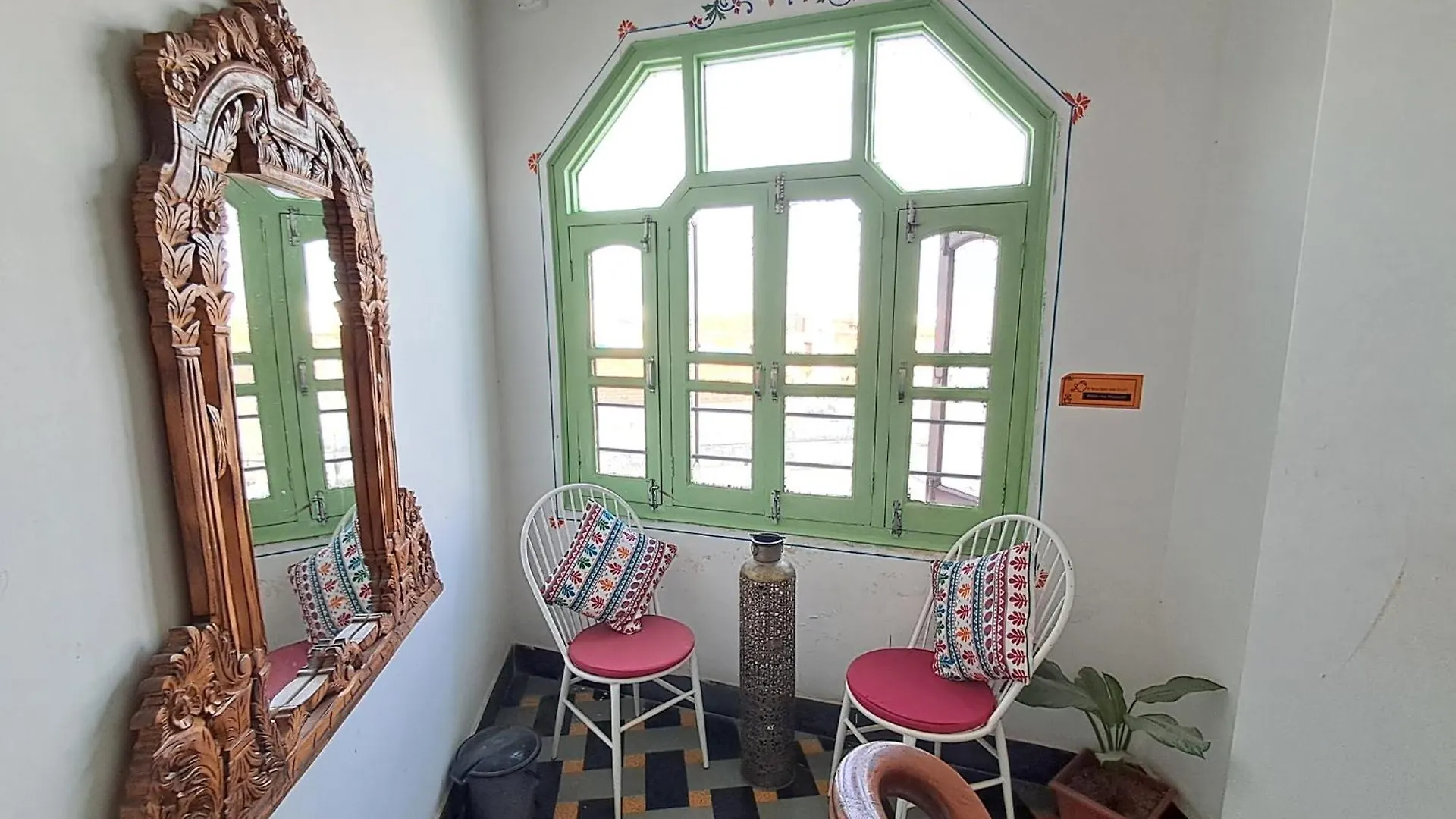 אודייפור Raahi Backpacker'S Hostel 0*,  הודו
