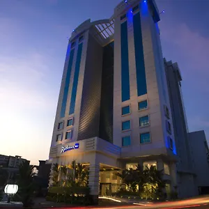 radisson-blu-kochi.kerala-hotels.net/
