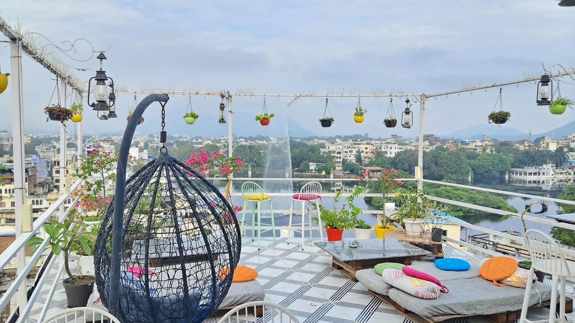 Raahi Backpacker'S Hostel Удайпур