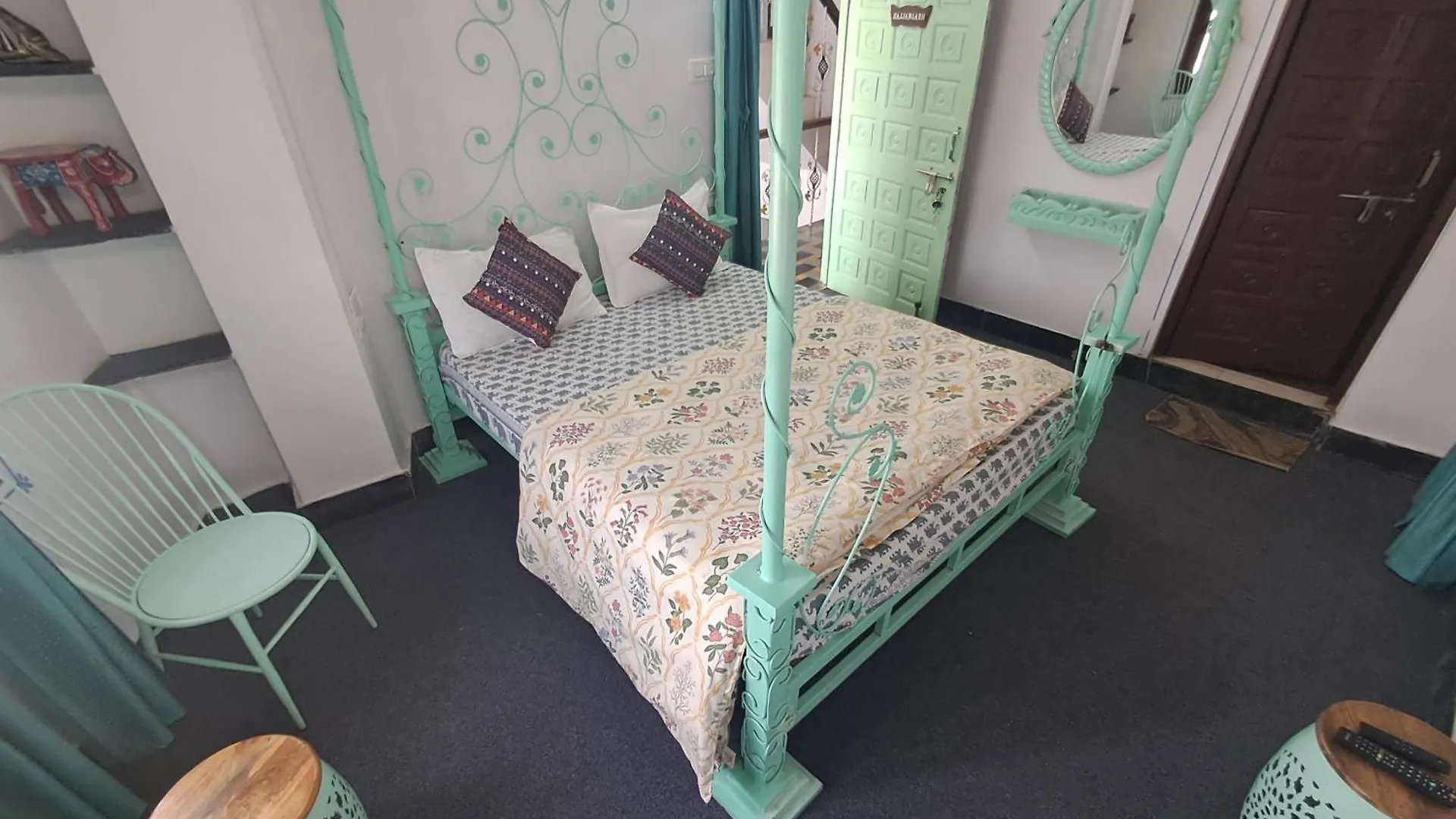 Raahi Backpacker'S Hostel Удайпур Индия